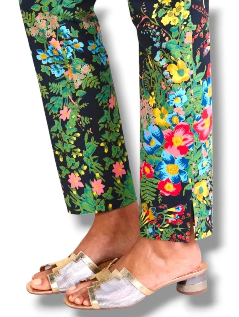 NEW Soft Surroundings Superla "In Bloom" Slim Leg Ankle Pants, Size Medium - Picture 3 of 4